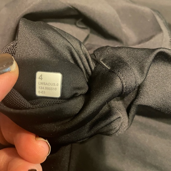 Lululemon High Rise Black Pleated Skirt Skort 4 - Picture 7 of 7